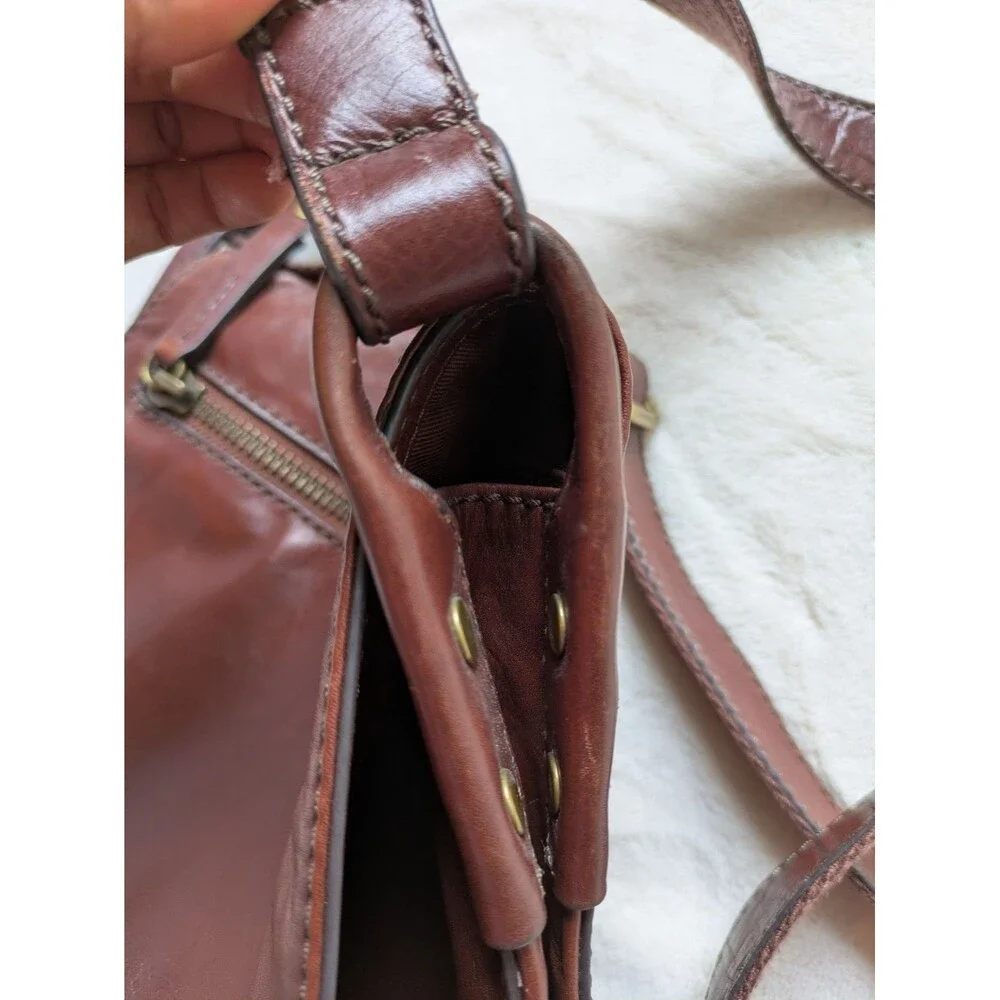 Fossil Brown Leather Saddle Crossbody Messenger Flap Bag